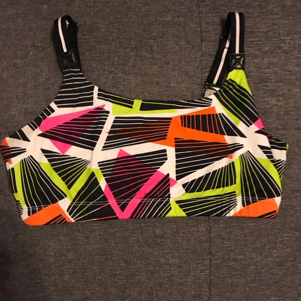 Fabletics Maya Sports Bra